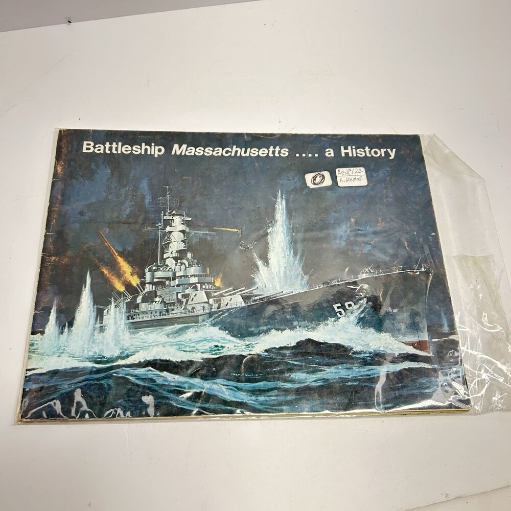 Vintage 1969 Battleship Massachusetts A History WWII Souvenir Booklet BB-59